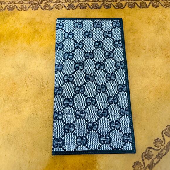 Gucci Made in Italy Leather Document Sleeve 7.25" by 4" - Picture 1 of 4